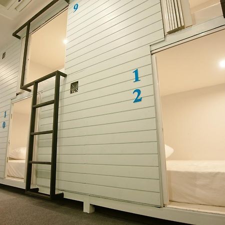 Hotel Capsule Suratthani Surat Thani Exterior photo