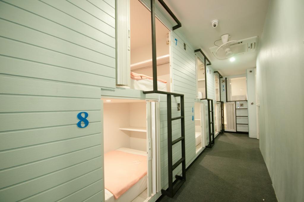 Hotel Capsule Suratthani Surat Thani Exterior photo